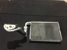 Испаритель кондиционера Land Rover Range Rover 2004 JQB000160 L322 M62B44