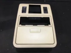 Плафон салонный Land Rover Range Rover 2004 FJV000220NUG L322 M62B44