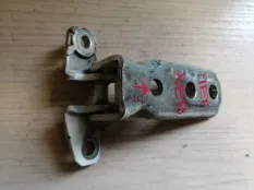 Петля двери Mitsubishi Pajero 2009 MR964925 V98W 4M41, передняя левая