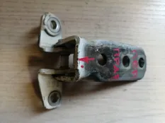 Петля двери Mitsubishi Pajero 2009 MR964925 V98W 4M41, передняя правая