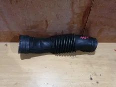 Патрубок воздушный Peugeot 407 2006 9653096680 UHZ