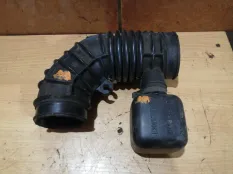 Патрубок воздушный SUZUKI Vitara 388166D00 G16A