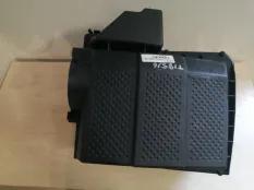 Корпус воздушного фильтра Land Rover Range Rover Sport 2005 PHB000498 L320 276DDT