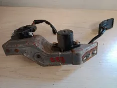 Педаль газа Mitsubishi Pajero Sport 2006 MR569559 K94W 4D56