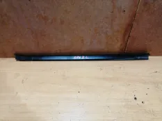 Молдинг на дверь Mitsubishi Pajero Sport 2006 MR237967 K94 4D56, задний левый