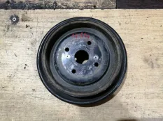 Шкив помпы Mitsubishi Pajero Sport 2004 MD303249 K94W 4D56