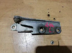 Петля капота Mitsubishi Pajero 2009 MR292043 V98W 4M41, передняя левая