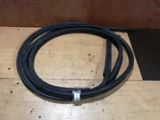 Уплотнитель двери Land Rover Range Rover Sport 2005 BHK790021 L320 AJ 4.2