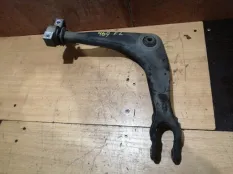 Рычаг подвески Peugeot 407 2006 1607305380 UHZ, передний левый