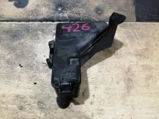 Блок предохранителей Lexus RX400H 2005 8260248070 MHU38R 3MZ-FE