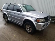 Защита арок Mitsubishi Pajero Sport 2004 K94W 4D56