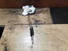 Замок двери Honda CR-V 2007 72151SWAE1 RE5 R20A2, передний левый