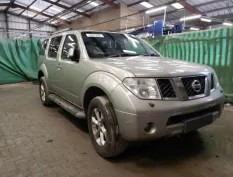 Патрубок воздушный Nissan Pathfinder 2007 16578EC00B R51 YD25DDTI