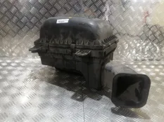 Корпус воздушного фильтра Dodge Ram 2005 53032405AC EZB