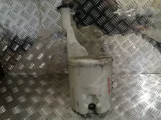 Бачок омывателя Toyota Raum 8531552010