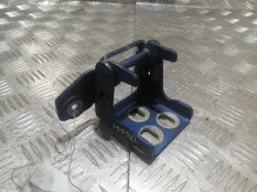 Петля двери Dodge Ram 2005 56783624AA EZB, левая