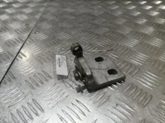 Петля двери HUMMER H3 2007 13818161 LLR