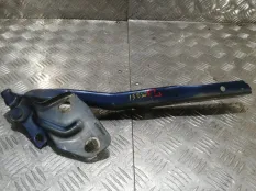 Петля капота Dodge Ram 2005 55275841AC EZB, передняя левая