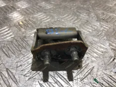 Петля багажника Nissan Pathfinder 2007 904007Z000 R51 YD25DDTI, правая