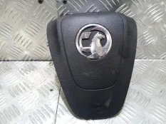 Подушка безопасности водителя Opel Astra J 2010 13299779 P10 A16XER