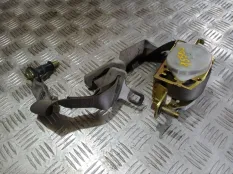 Ремень безопасности Nissan Armada 2004 898447S080 TA60 VK56DE, правый