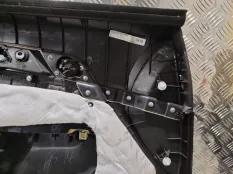 Обшивка двери Opel Antara 2013 4802108 C145 A22DM, передняя правая