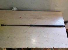 Амортизатор багажника Honda Civic 2007 74820SMGE020M1 5D R18A2