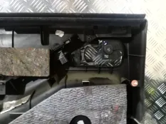 Обшивка двери Nissan Navara 2007 82900EB10 D40 YD25DDTI, задняя правая