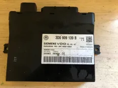 Блок управления дверьми Volkswagen TOUAREG 2007 3D0909139B 7L6 BKS