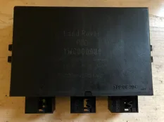 Блок управления парктроником Land Rover Range Rover 2005-2009 YWC000931 L322 428PS 080206B23541