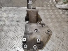 Кронштейн генератора Nissan Navara 2006 11910EB300 D40 YD25DDTI