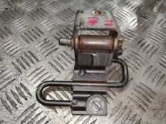 Петля двери Volkswagen TOUAREG 2007 7L0833411A 7L6 BKS, задняя левая