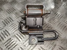 Петля двери Volkswagen TOUAREG 2007 7L0833412A 7L6 BKS, задняя правая