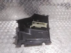 Корпус блока предохранителей Land Rover Range Rover 2005-2009 YPC000662 L322 428PS 080206B23541