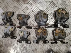 Петля двери Mitsubishi Pajero Sport 2002 K94 4D56