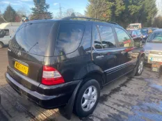 Бардачок Mercedes-Benz M-Class 2004 A1636890191 W163 113.965