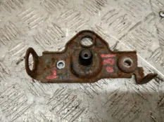 Крепление радиатора Toyota RAV4 2010 1653426010 XA30 2AD-FTV, левое