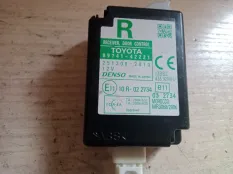 Блок управления центральным замком Toyota RAV4 2010 8974142221 XA30 2AD-FTV