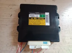 Блок управления 4WD Toyota RAV4 2010 8963042040 XA30 2AD-FTV
