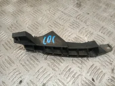 Крепление бампера Mitsubishi L200 2008 MN146320 KB4T 4D56U, переднее правое