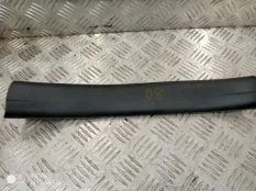 Накладка на порог Toyota RAV4 2010 6791742050 XA30 2AD-FTV, задняя правая