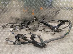 Проводка двс Toyota RAV4 2010 8212142B00 XA30 2AD-FTV