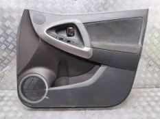Обшивка двери Toyota RAV4 2010 6771742020 XA30 2AD-FTV, передняя правая