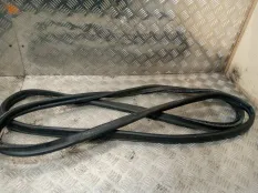 Уплотнитель двери багажника Land Rover Range Rover 2013 LR038193 L405 448DT