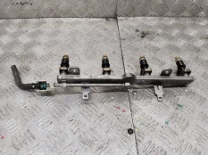 Рампа топливная Honda CR-V 2012 16620R40A01 RM4 K24A