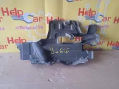 Дефлектор радиатора Honda CR-V 2012 71106T0A000 RM4 K24A, передний правый