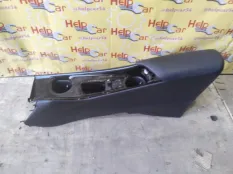 Подлокотник Toyota C-HR 2022 58905F4020C1 ZYX11R-AHXGBW 2ZR-FXE