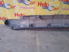 Накладка на порог Honda CR-V 2008 71800SWWG010 RE5 R20A2, правая
