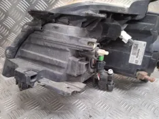 Фара Toyota Auris 2009 8113002480 ZRE152 2ZR-FAE, передняя правая