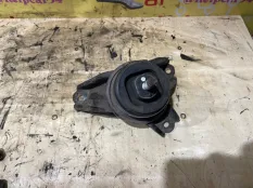 Подушка двигателя Hyundai ix35 2012 218102S000 LM D4FD